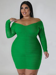Minivestidos fruncidos de talla grande con retazos de malla