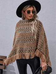 Chal asimétrico ajustado con estampado de rayas de punto