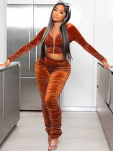 Chaqueta y pantalones de terciopelo de dos piezas con capucha