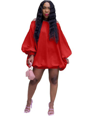 Vestido mini con hombros descubiertos y mangas farol