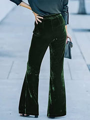 Lange Hose mit hohem Bund und ausgestelltem Bein aus Samt