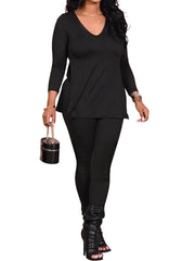 Langärmliges Oberteil mit V-Ausschnitt und geschlitzter Hose