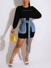 Vestido vaquero con cordones y bordado de letras