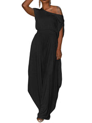 Zweiteiliges Set mit Oberteilen mit schrägen Schultern und langen Haremshosen