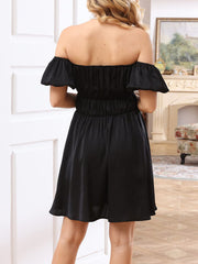 Schulterfreie Minikleider mit Puffärmeln