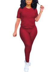 Zweiteilige Trainingsanzug-Outfits mit kurzärmeligem Oberteil und Leggings
