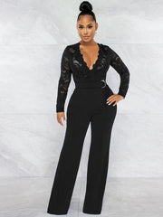 Mono de encaje con cuello en V y manga larga con retazos