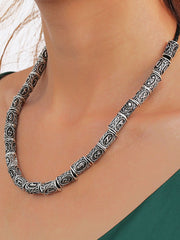 Collar vintage de cuentas Runaven con fino grabado