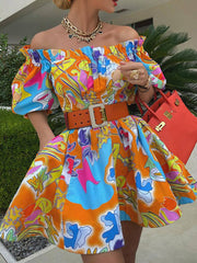 Schulterfreie Minikleider mit kurzen Ärmeln