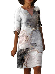 Bedruckte Midikleider mit halblangen Ärmeln und V-Ausschnitt