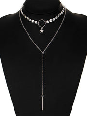 Collares con borlas y decoración de estrellas