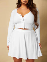 Conjunto de dos piezas de top corto acanalado y minifalda