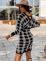Pullover-Minikleider mit V-Ausschnitt und Karomuster und Fledermausärmeln