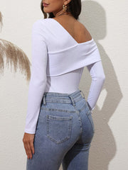 Tops de punto acanalado con mangas largas y hombros descubiertos