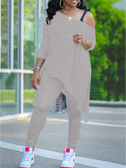 Conjunto de dos piezas de un hombro, top y pantalón de color liso