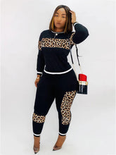 Zweiteiliger Patchwork-Trainingsanzug mit Leoparden-Camouflage-Print