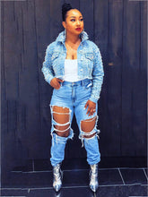 Kurze Vintage-Jeansjacken mit Nieten und Rissen