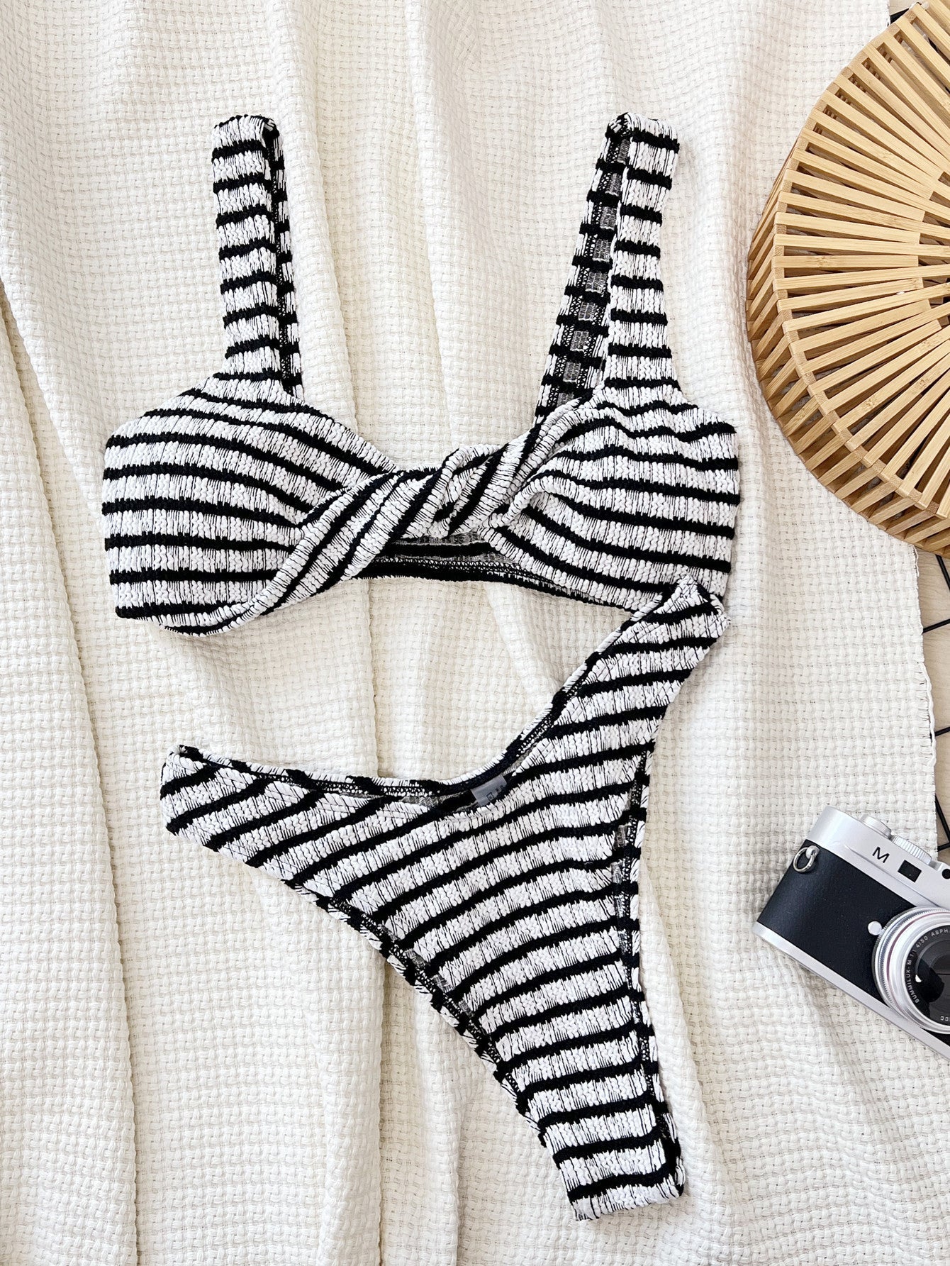 Noiré Riviera Twist Bikini Set