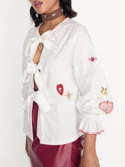 Camisa suelta con lazo bordado único