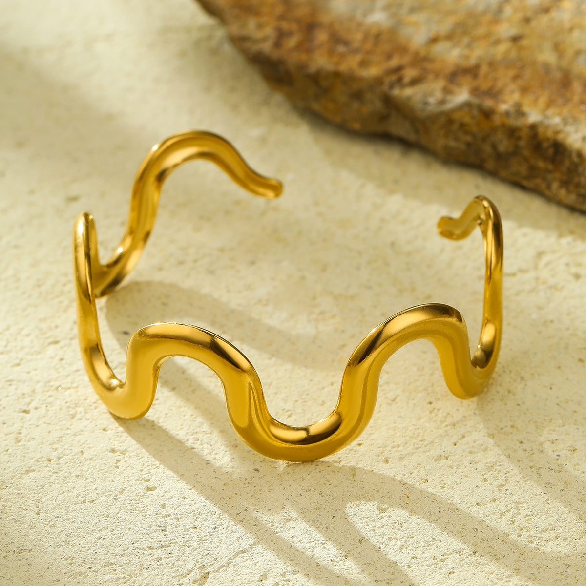 Selene Sculpted Wave Jewelry Set