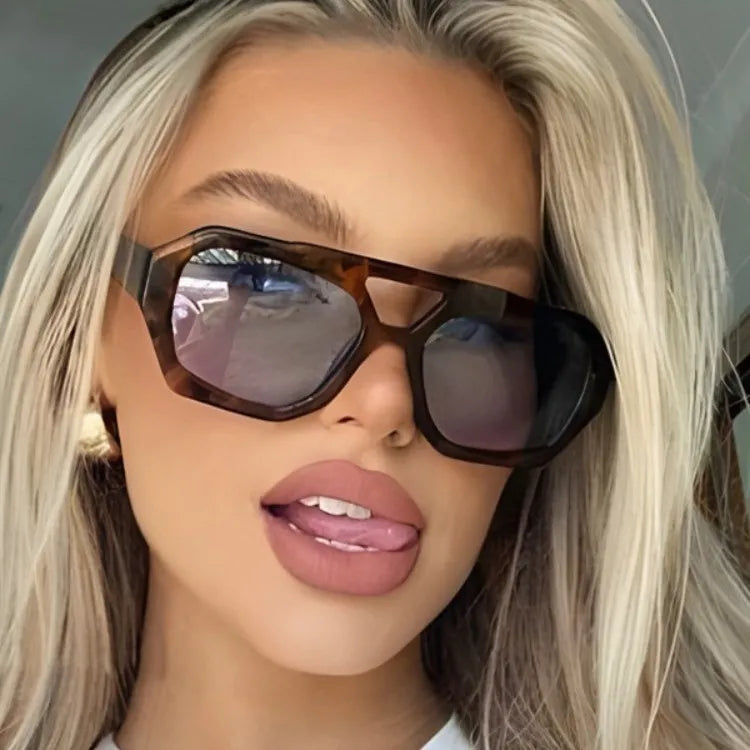 Square Frame Fashion Sunglasses