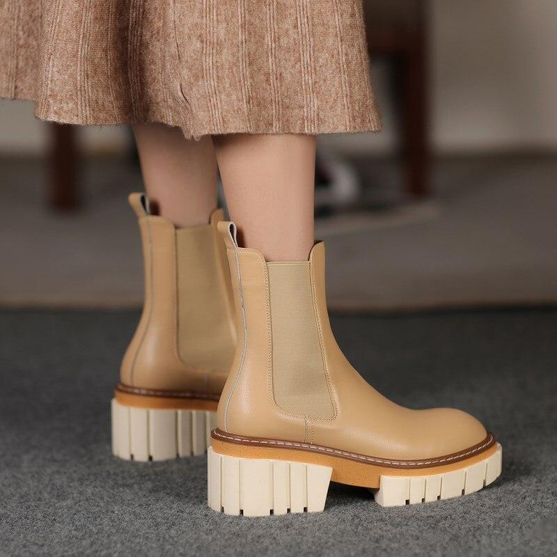 Nell Lederstiefel