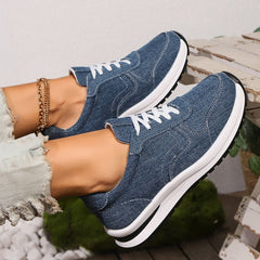 Lace Up Canvas Athletic