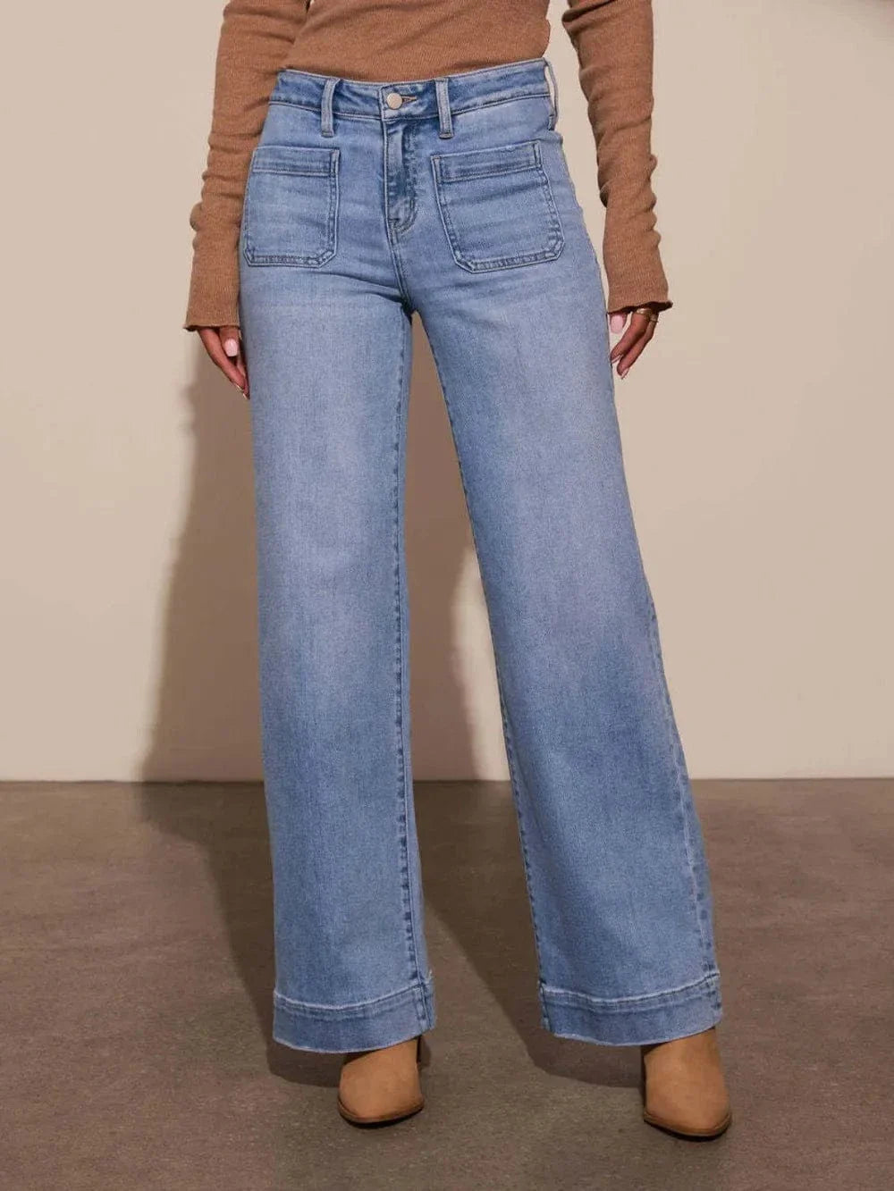 High Rise Front Pocket Patch Wide Leg Jeans