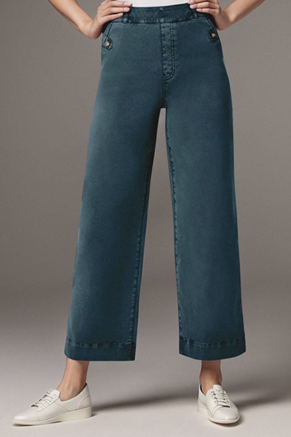 High Waist Jeans with Pockets Classic, Stylish & Versatile