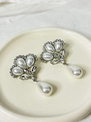 Pendientes de perlas con forma de abanico de flores personalizados
