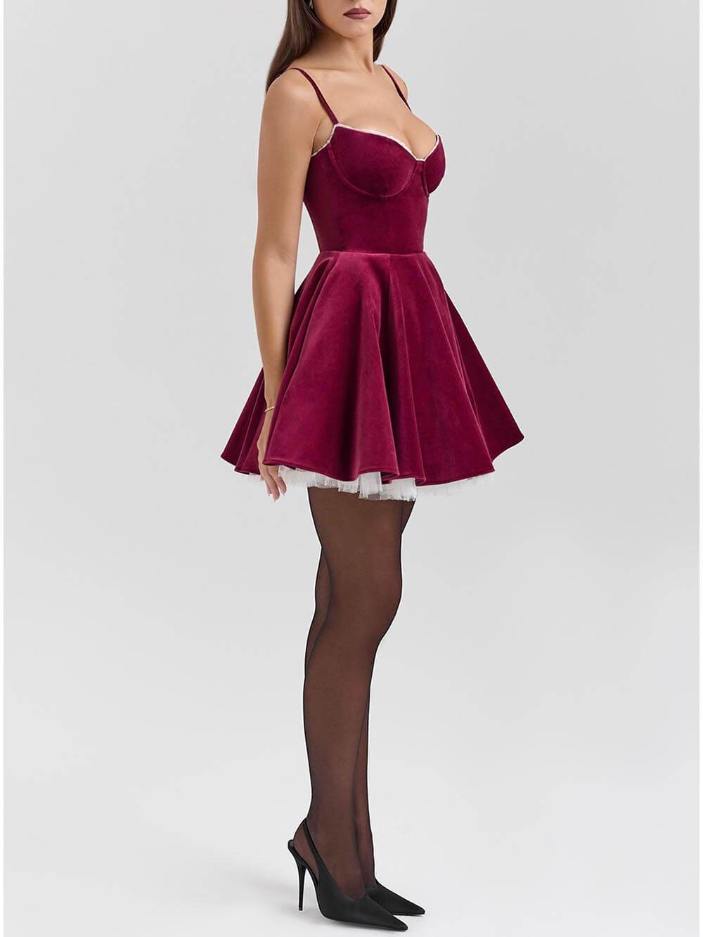 Elegantes Tüll-Patchwork-Minikleid mit herzförmigem Ausschnitt zum Jahresende