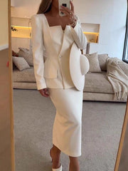 Elegante Anzugjacke mit quadratischem Kragen und lässiger Taille