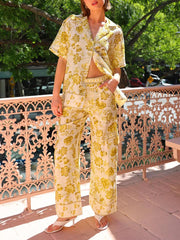 Camisa oversize con solapa y estampado floral soleado