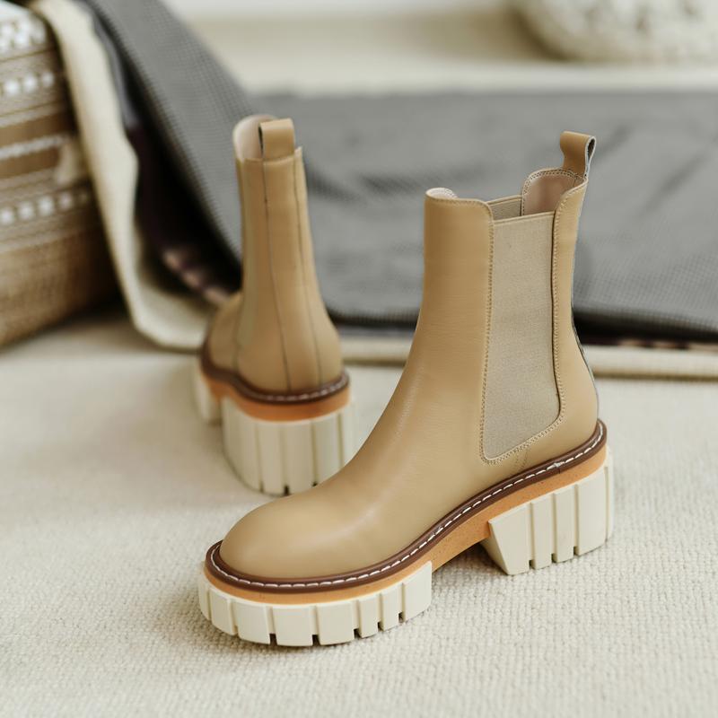 Nell Lederstiefel