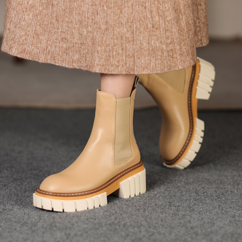 Nell Lederstiefel