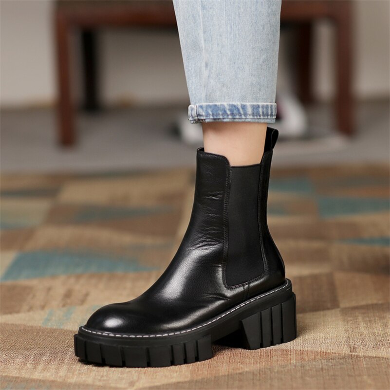 Nell Lederstiefel