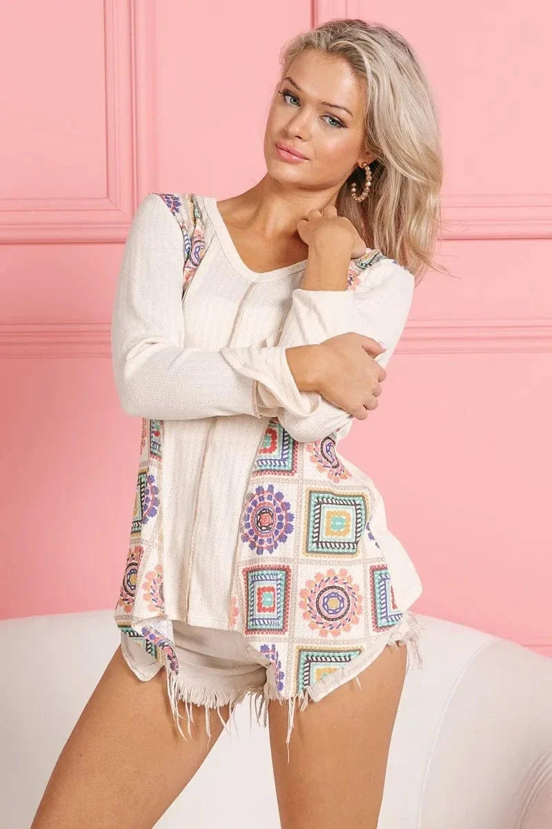 Square Print Contrast Annie Rib V Neck Top