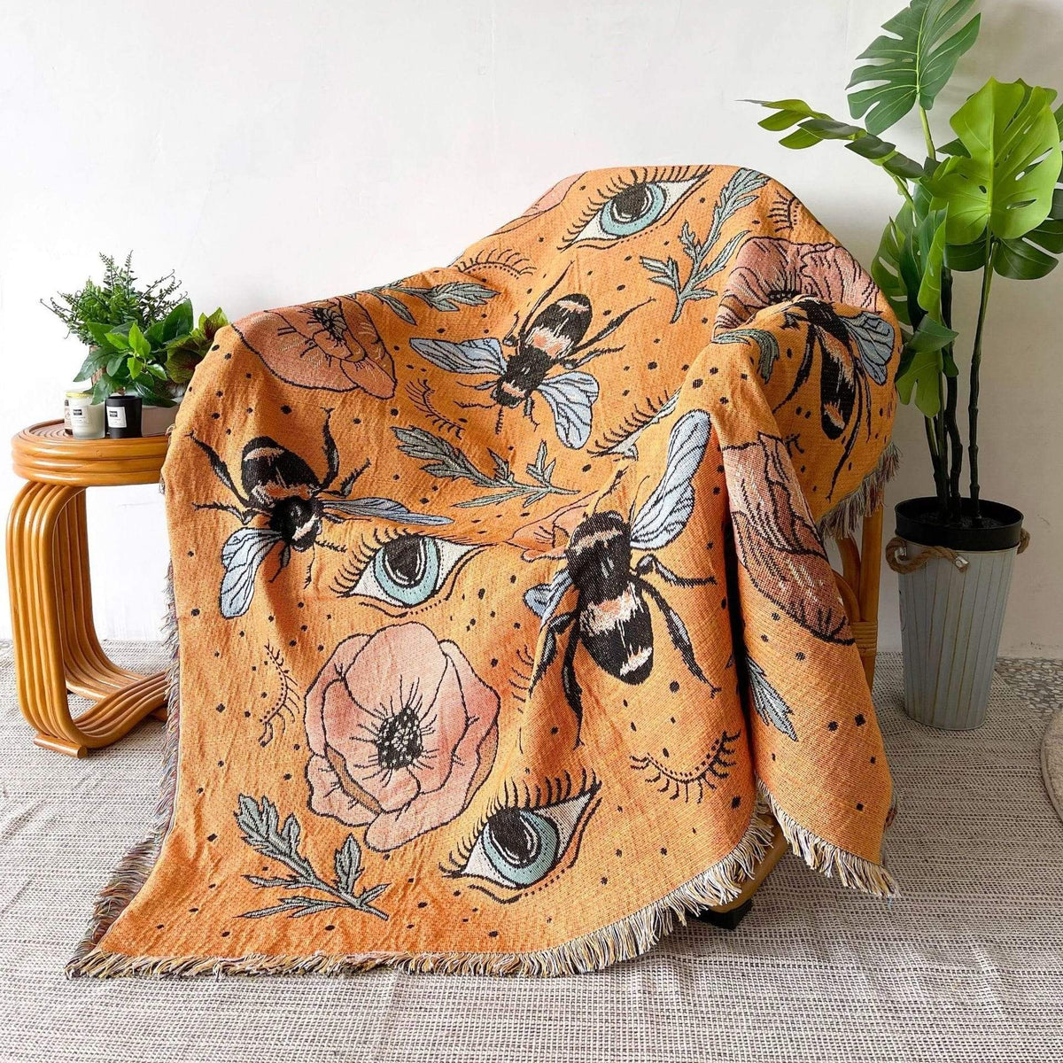 Cute Bees Throw