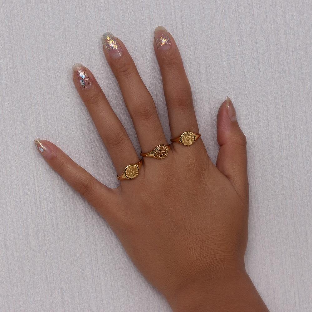 Love By The Moon Signet Ring