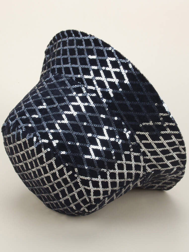 Reversible Diamond Shape Pattern Sequin Bucket Hat