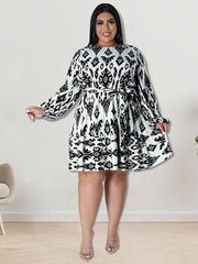 Plus Size Long Sleeves Round Neck Midi Dresses