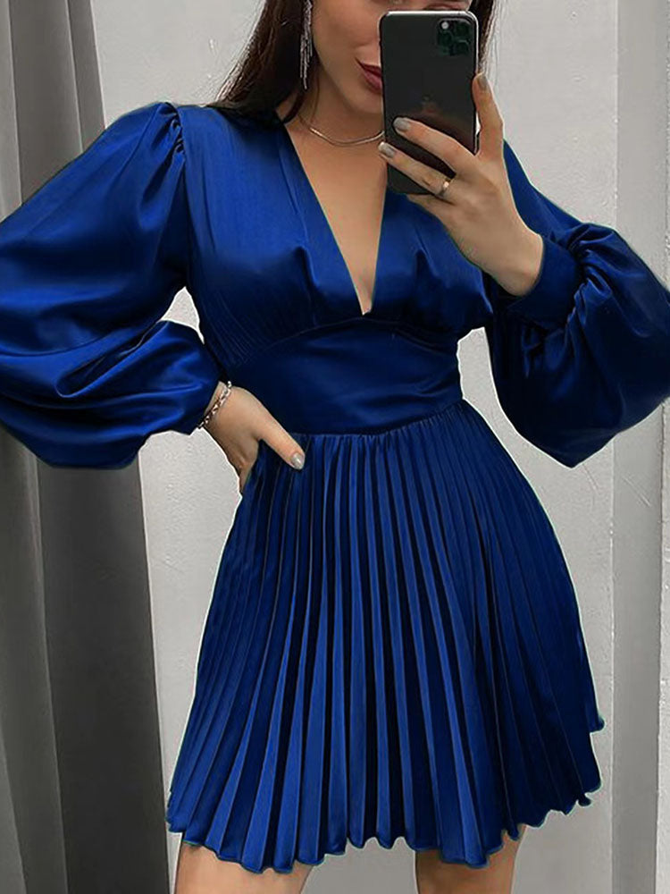 Pleated And Fluffy Sleeves Mini Dress.