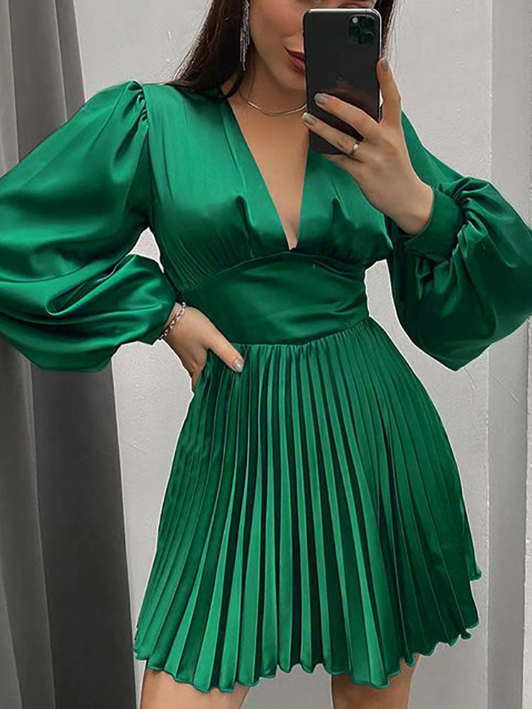 Long Sleeves Pleated Mini Dresses – Viho Shop