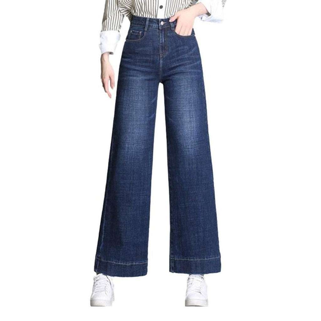 Wide leg women's stylish jeans